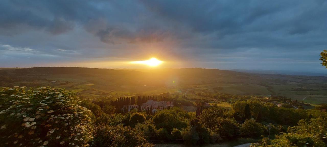 La Finestra - Centro Storico Montepulciano, Casa Panoramica. Villa Bagian luar foto